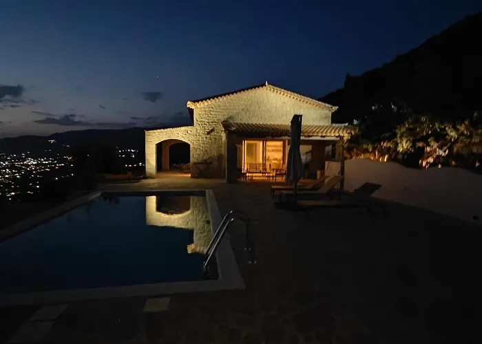 The Nest * Verga Kalamata